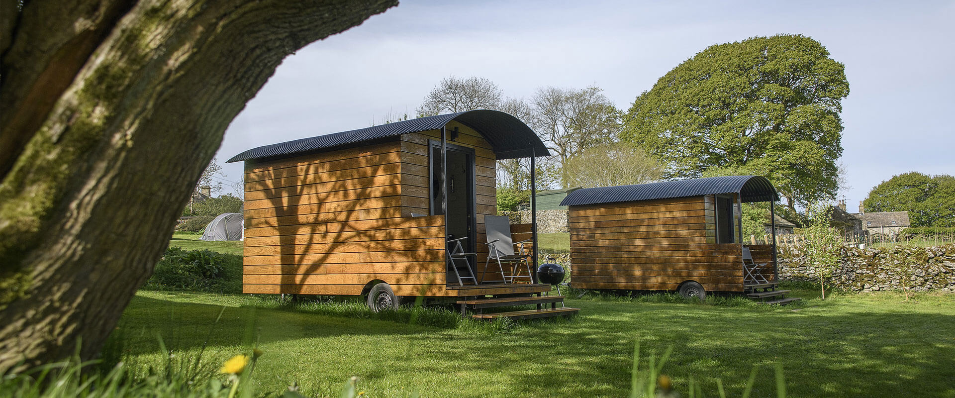 Derbyshire Hills glamping shepherds huts