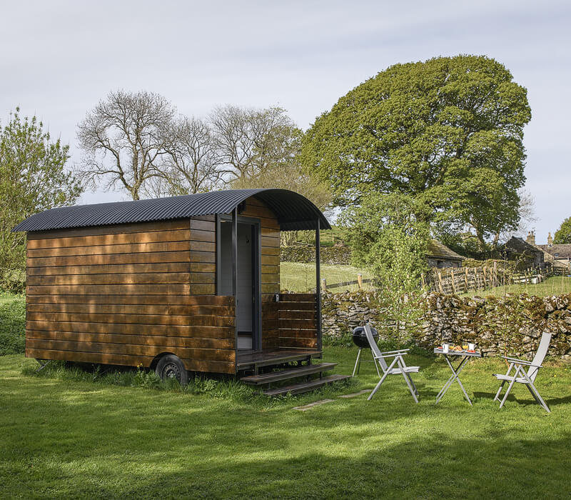 The Lapwing shepherds hut at Derbyshire Hills